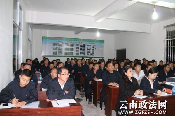文山百名乡（镇）武装专干齐聚一堂学消防